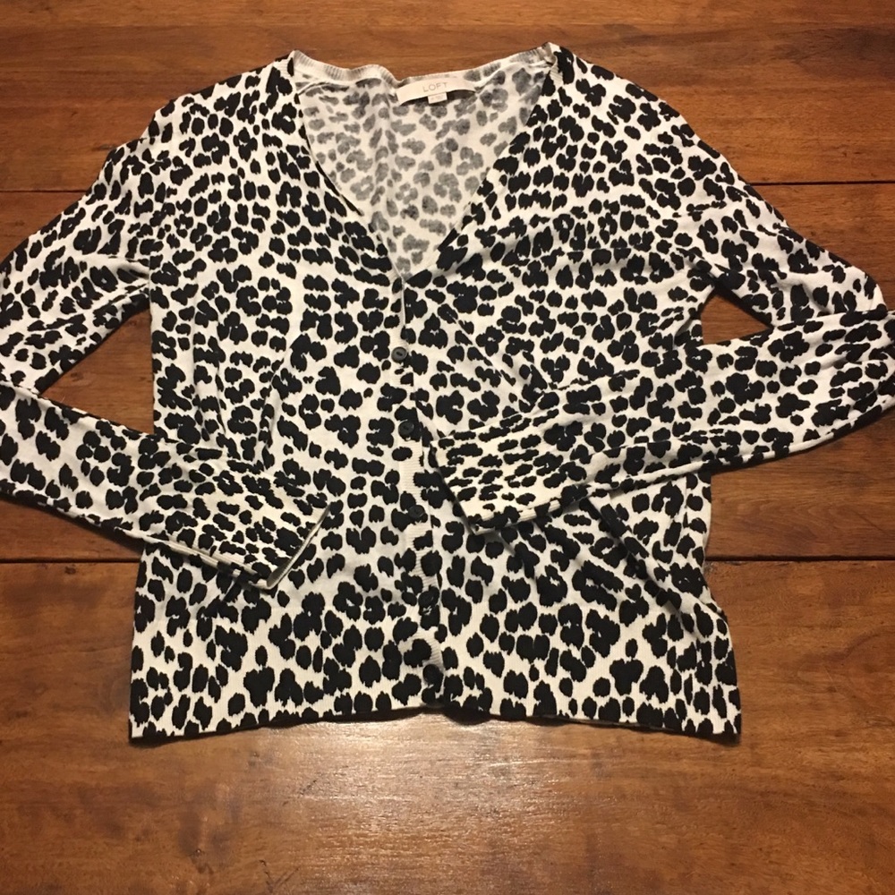 Ann Taylor LOFT 100% cotton cardigan leopard white
